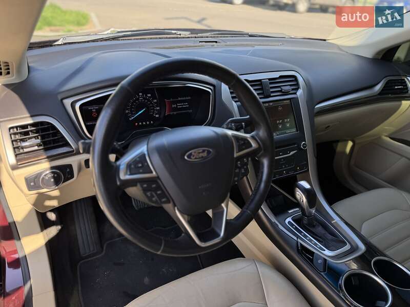 Седан Ford Fusion 2013 в Днепре