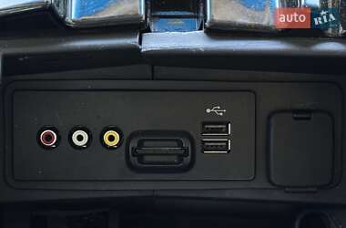 Седан Ford Fusion 2013 в 