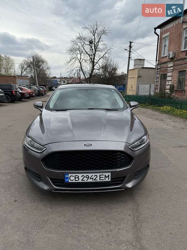 Седан Ford Fusion 2014 в 
