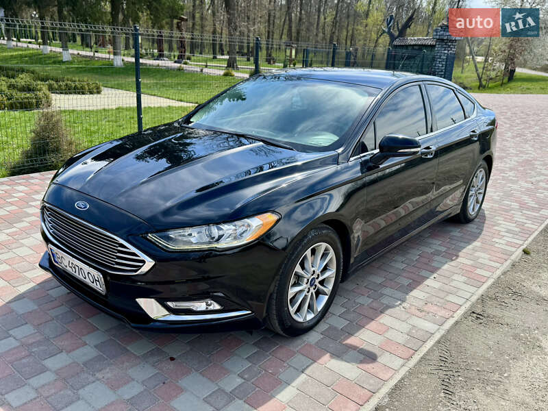 Седан Ford Fusion 2017 в Попельне