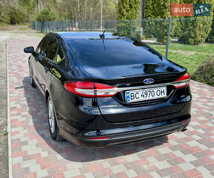Седан Ford Fusion 2017 в Попельне
