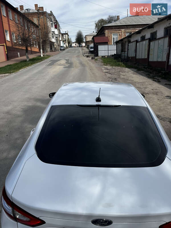 Седан Ford Fusion 2013 в Киеве