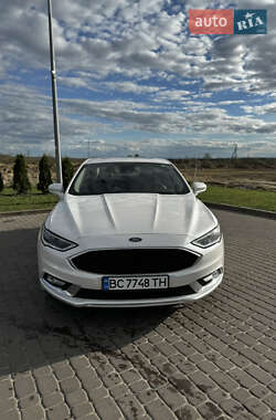 Седан Ford Fusion 2017 в 