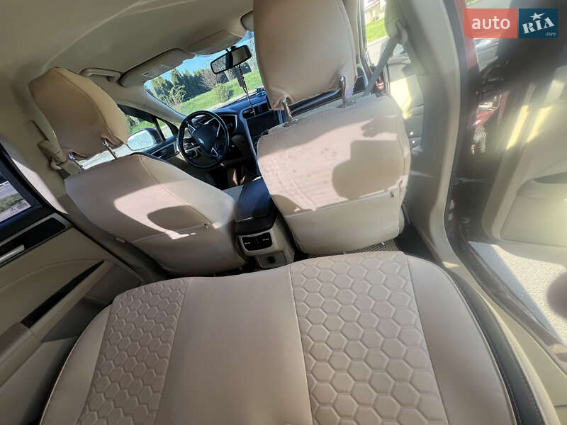 Седан Ford Fusion 2013 в Івано-Франківську