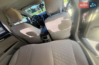 Седан Ford Fusion 2013 в 