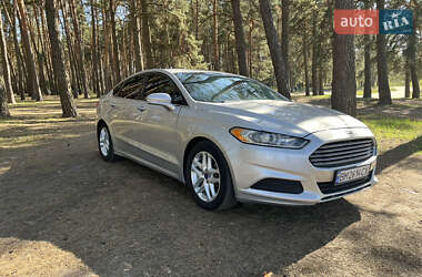 Седан Ford Fusion 2014 в 