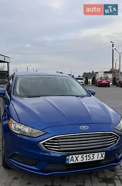 Седан Ford Fusion 2017 в 