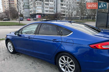 Седан Ford Fusion 2017 в 