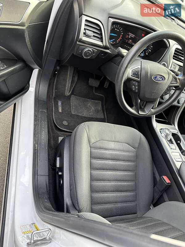 Седан Ford Fusion 2016 в Киеве