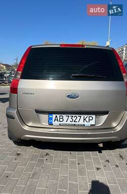 Хэтчбек Ford Fusion 2003 в 