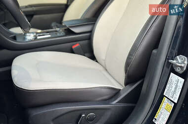 Седан Ford Fusion 2020 в 