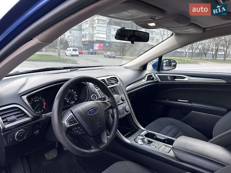 Седан Ford Fusion 2016 в Киеве фото 8 Седан Ford Fusion 2016 в Киеве