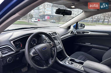 Седан Ford Fusion 2016 в  фото 8 Седан Ford Fusion 2016 в