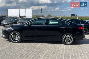 Седан Ford Fusion 2016 в 
