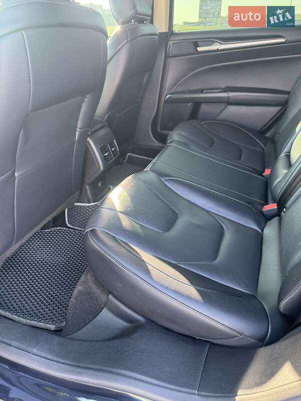 Седан Ford Fusion 2020 в Одессе