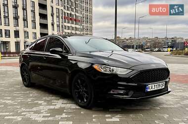 Седан Ford Fusion 2016 в 