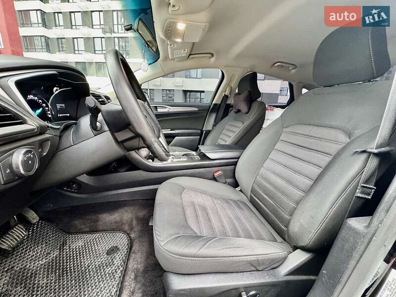 Седан Ford Fusion 2016 в Києві