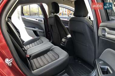Седан Ford Fusion 2018 в 