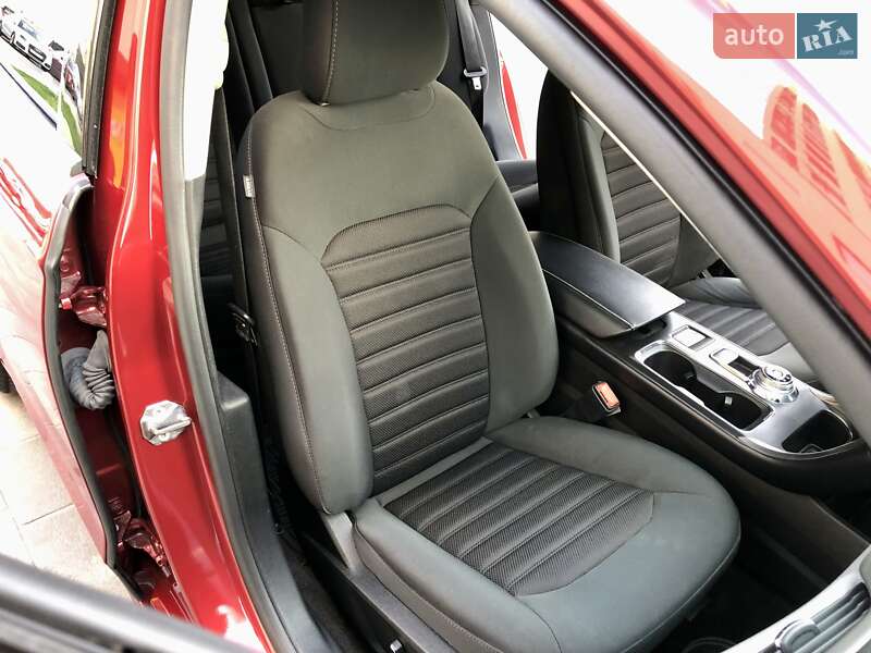 Седан Ford Fusion 2018 в Киеве
