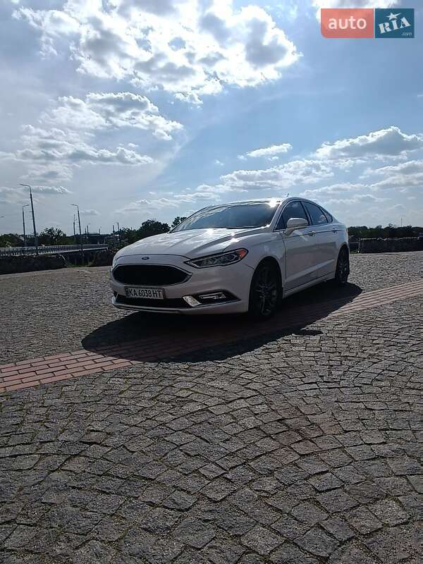 Седан Ford Fusion 2016 в Белой Церкви