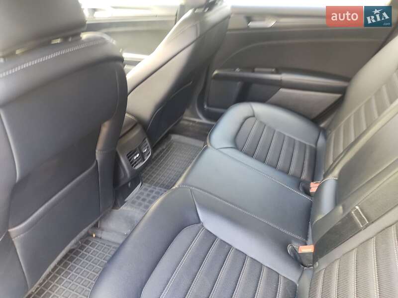 Седан Ford Fusion 2018 в Киеве