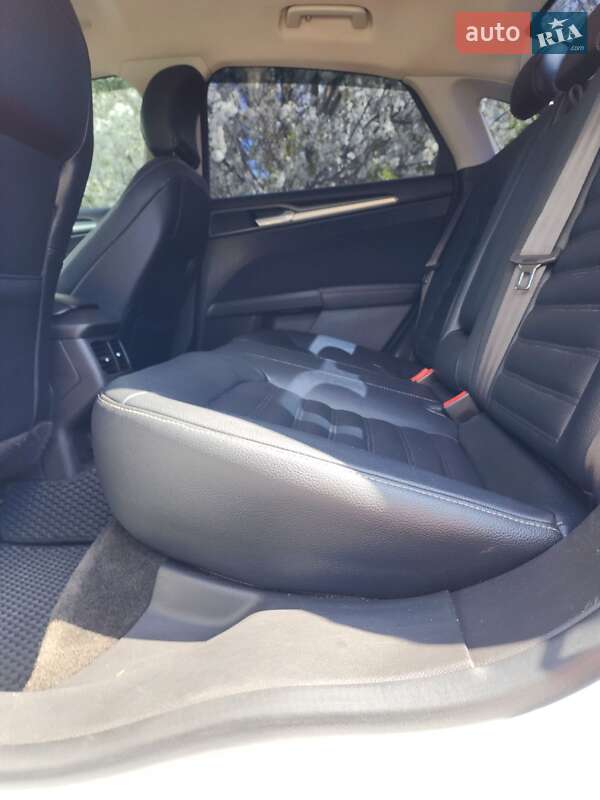 Седан Ford Fusion 2014 в Киеве