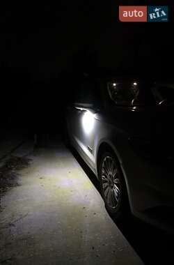 Седан Ford Fusion 2014 в 