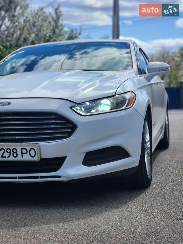 Седан Ford Fusion 2014 в Киеве