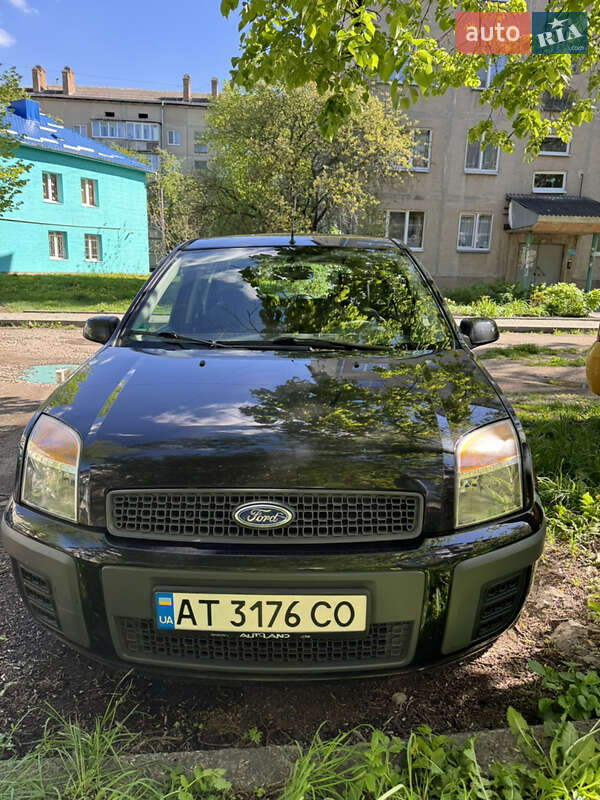Хэтчбек Ford Fusion 2007 в 