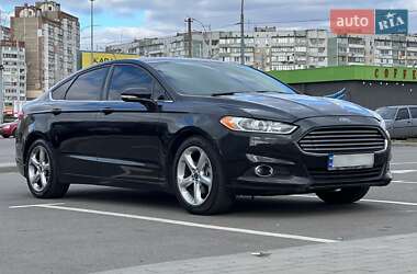 Седан Ford Fusion 2014 в 