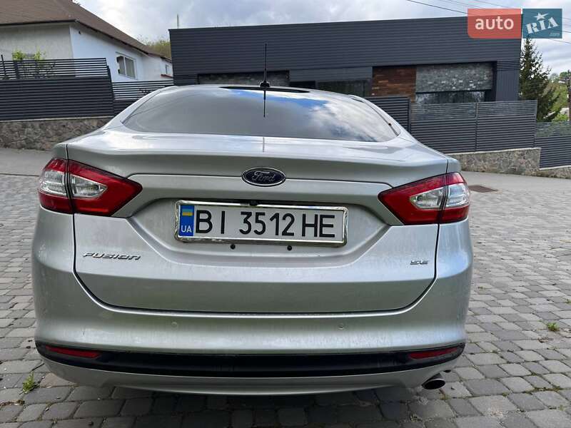 Седан Ford Fusion 2015 в Полтаві