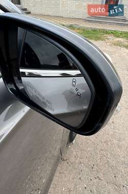 Седан Ford Fusion 2012 в 