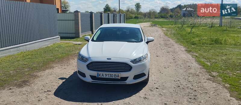 Седан Ford Fusion 2015 в Киеве
