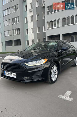 Седан Ford Fusion 2019 в Харькове