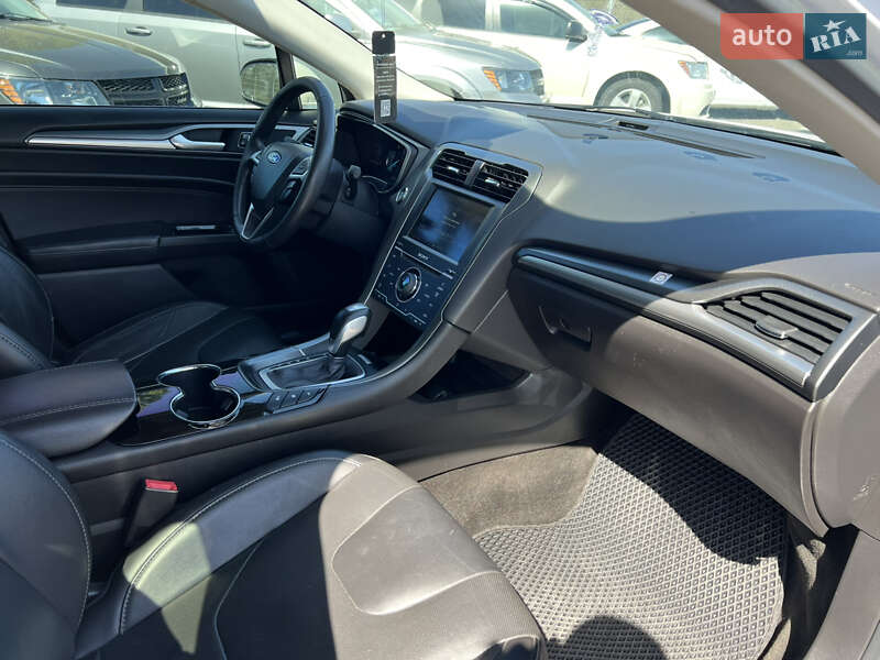 Седан Ford Fusion 2014 в Одессе
