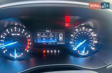 Седан Ford Fusion 2016 в 