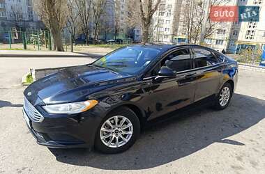 Седан Ford Fusion 2017 в 