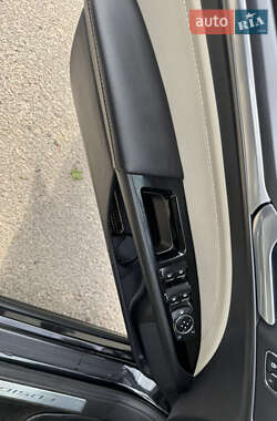 Седан Ford Fusion 2014 в 