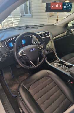 Седан Ford Fusion 2016 в Харкові