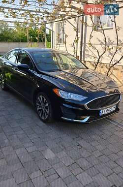 Седан Ford Fusion 2020 в Івано-Франківську