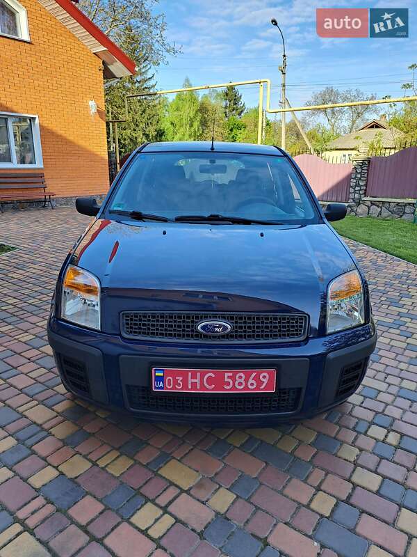 Хэтчбек Ford Fusion 2008 в Умани