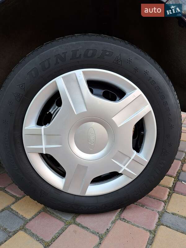 Хэтчбек Ford Fusion 2008 в Умани