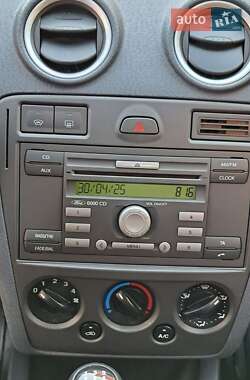 Хэтчбек Ford Fusion 2008 в 