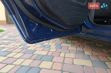 Хэтчбек Ford Fusion 2008 в 