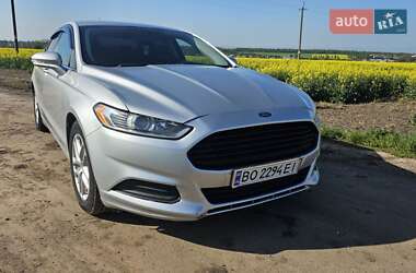 Седан Ford Fusion 2016 в Чорткове