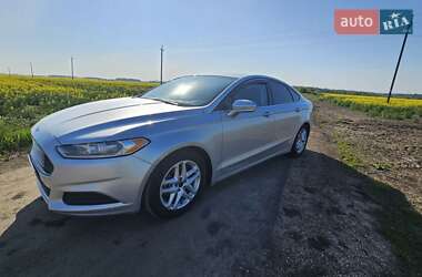 Седан Ford Fusion 2016 в 