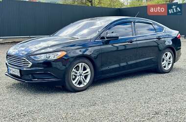 Седан Ford Fusion 2017 в 