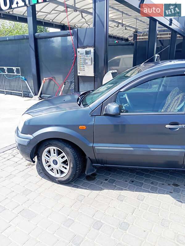Седан Ford Fusion 2007 в Мукачево
