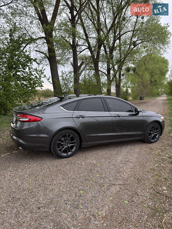 Седан Ford Fusion 2016 в Овруче