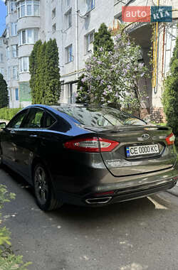 Седан Ford Fusion 2015 в 